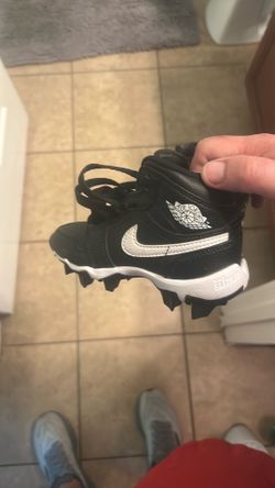 Jordan baseball cleats