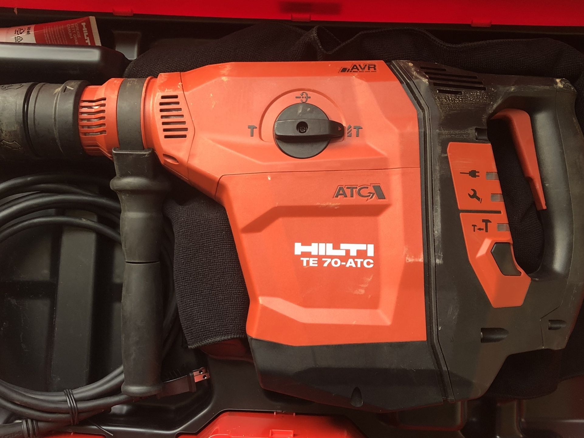 HILTI TE 70 -ATC Corded Rotary Hammer SDS-Max