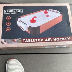 Table air hockey