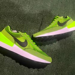 N IKE WAFFLE ONE GRINCH COLOR WAY 