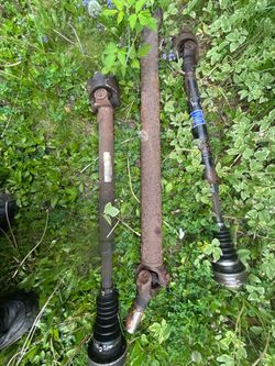 Jeep grand  Cherokee front end axle both sides!
