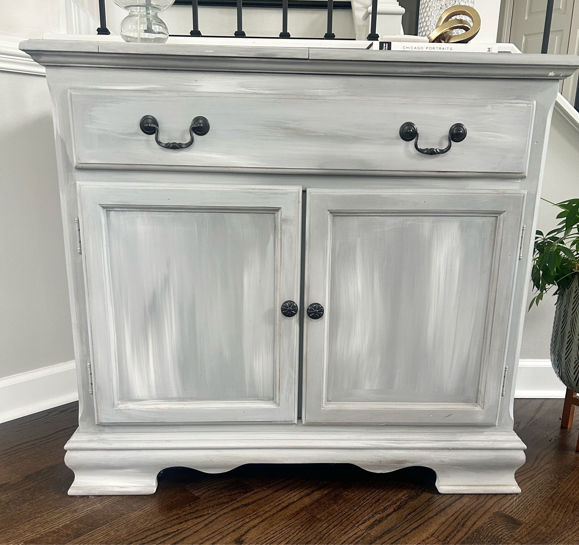 Sideboard