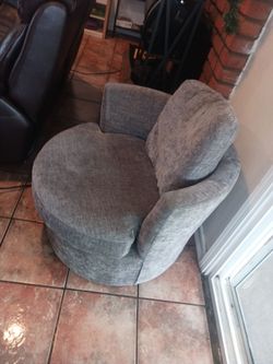 Spinning chair
