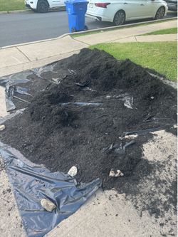 FREE Black Mulch