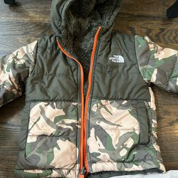 3T North face Jacket Perfect Condition 