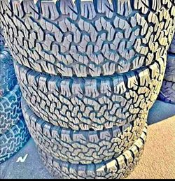🎃 35x12.50/18  Bfgoodrich ko2 Tires Con 80% de Vida Las 4