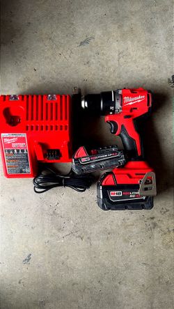 Milwaukee M18 Hammer Drill kit