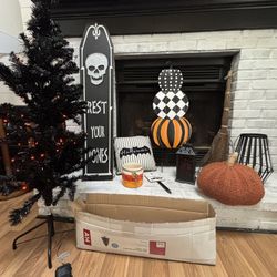 FREE Farmhouse Halloween Decor Bundle