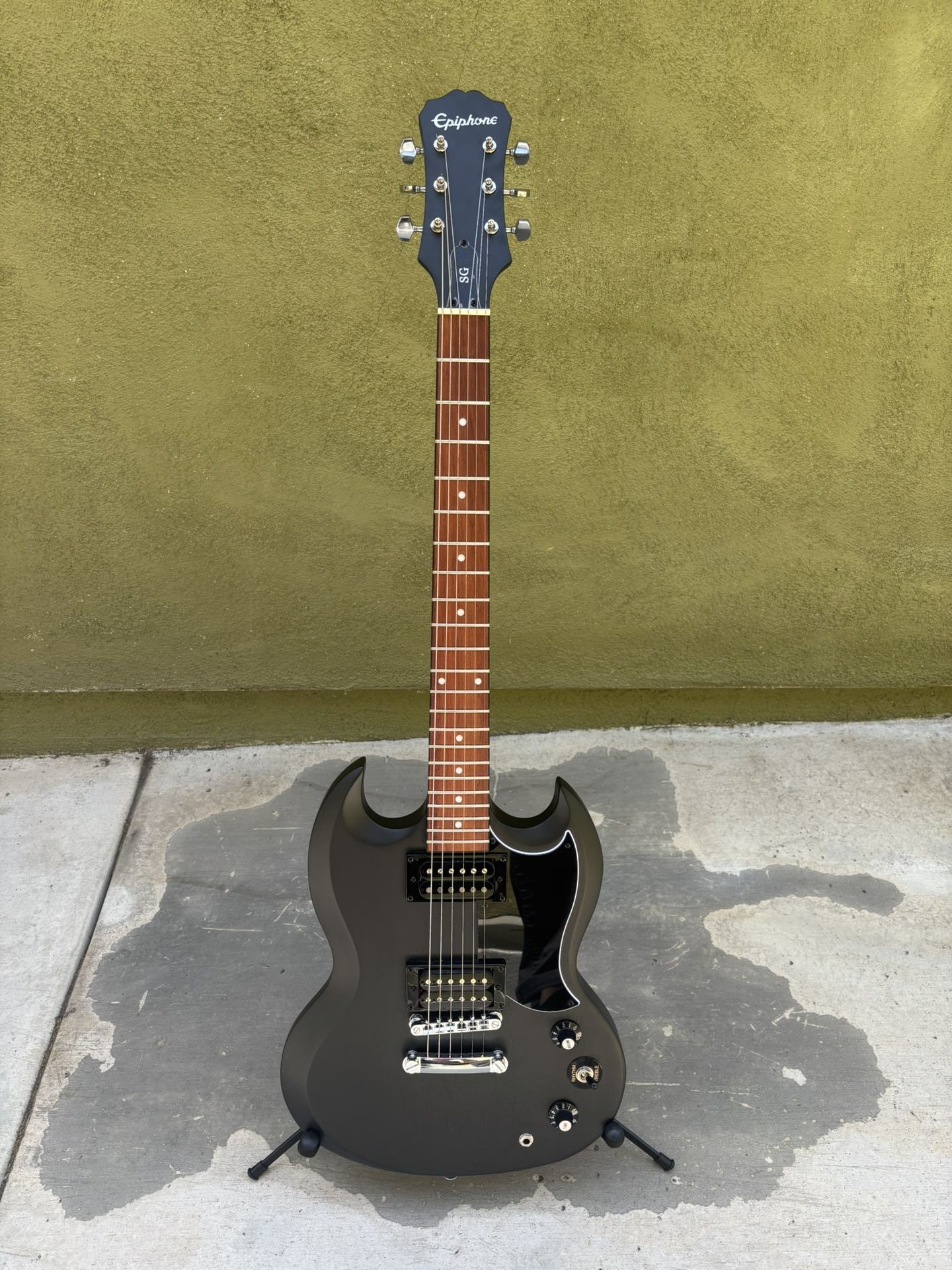 Mint Epiphone SG Special Satin E1 Electric Guitar - Ebony