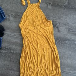 Women’s Dress Size Medium 