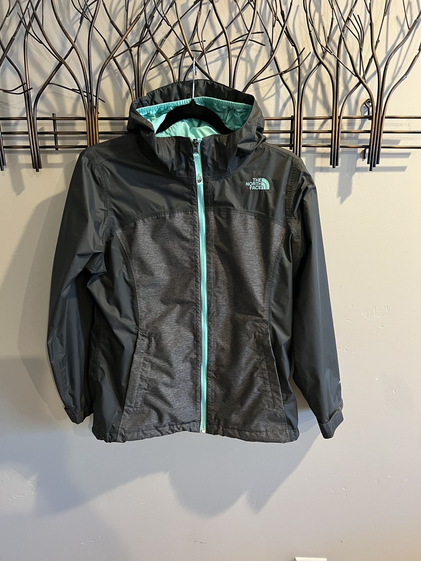 The North Face Lightweight Rain Jacket Girls