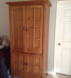 Wood prairie style wine and well bar armpit