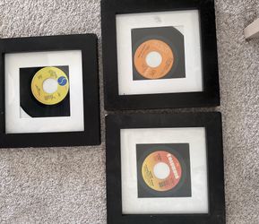 3 Antique Frames VINYLs