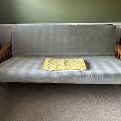 Free Queen Futon