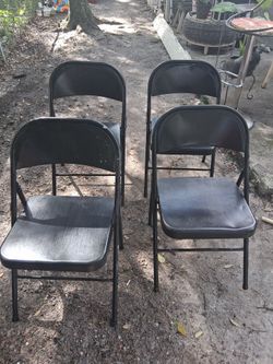 4 standard metal black chairs