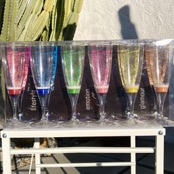 NEW*👉🏻 Magic LED Lighting Champagne Flutes👉🏻Set of 6👈🏻 (Silver Lake) 