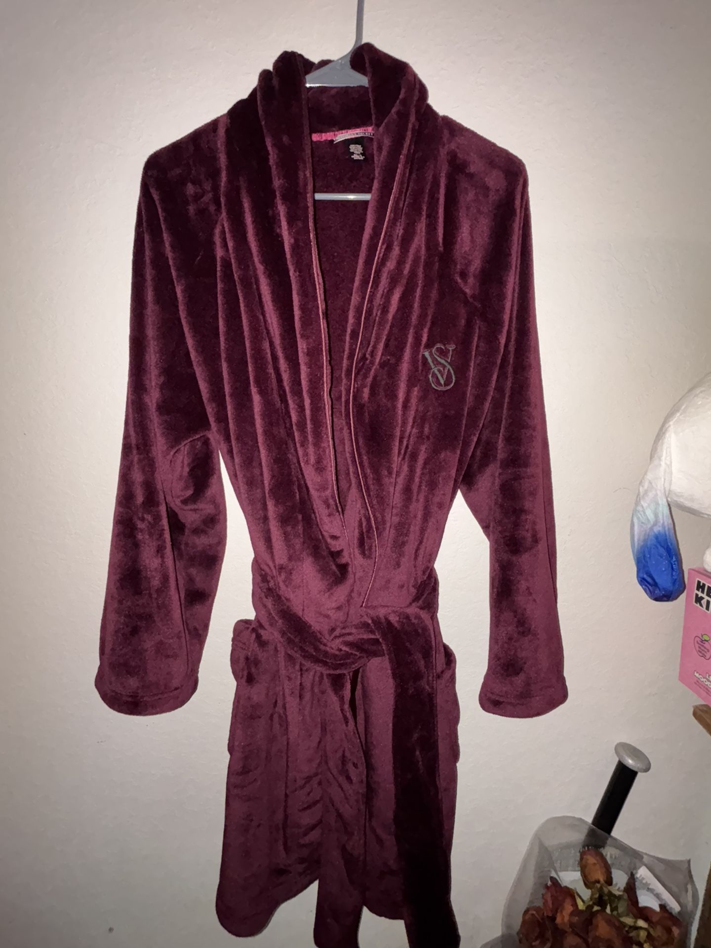 victoria’s secret fluffy robe