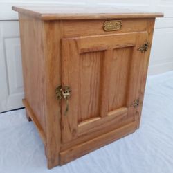 Vintage Surewood "Ice Box" Storage Cabinet / Side End Table / Nightstand - Panel Oak Wood Construction, Beautiful Top Varnish w/ Metal Latch & Hinges
