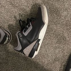 Retro Jordan 3 Black Cement