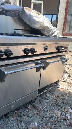 Commercial grade  stainless steel stove