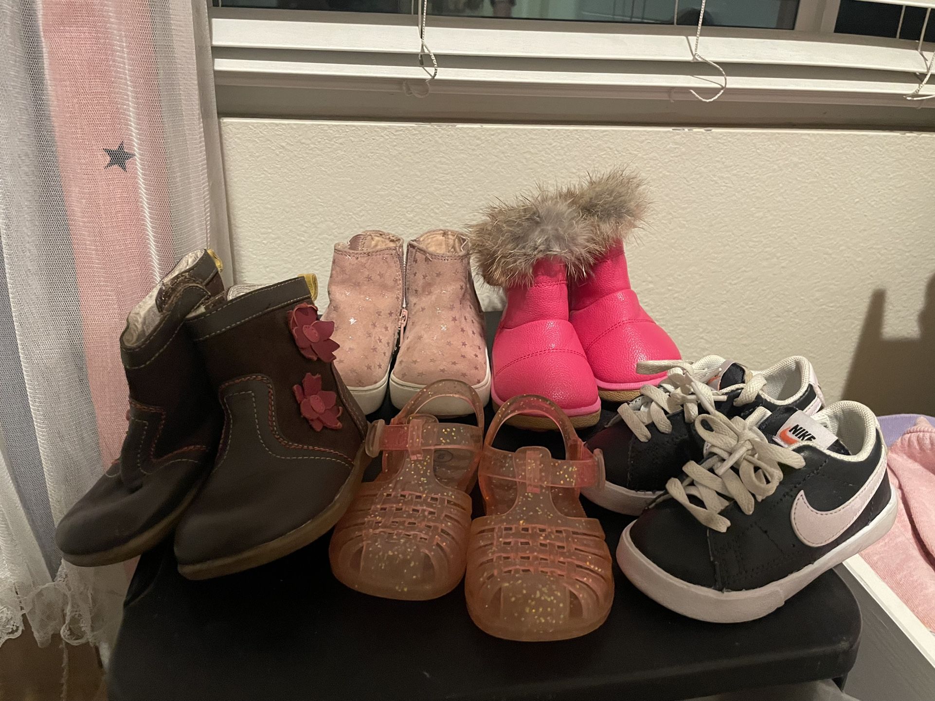Little Girl Shoes And Clothes