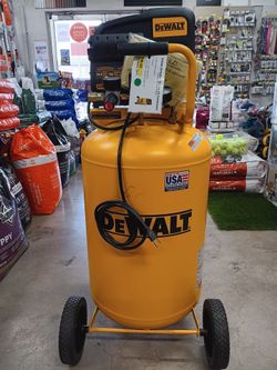 DeWalt 30-Gallon Portable Air Compressor
