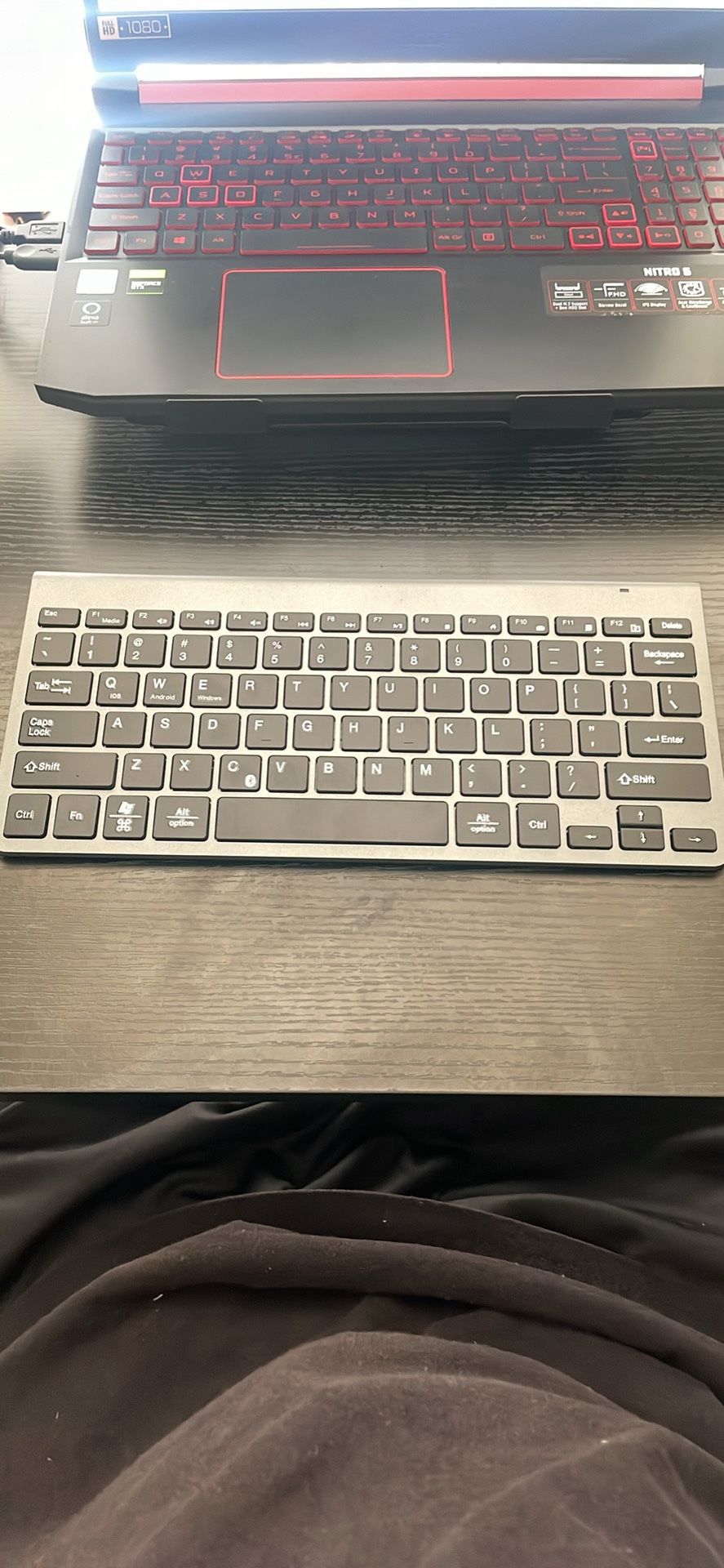 Bluetooth Keyboard 