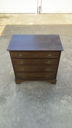 Small Chest Of Drawers