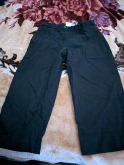 Size 8 Women's Capris