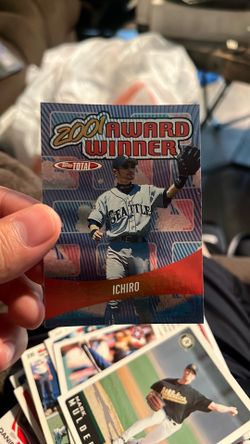 Topps TOTAL 2001 award winner ICHIRO