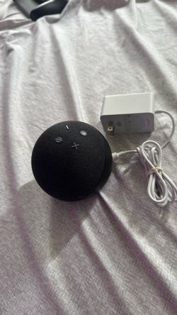 Amazon Echo Dot Smart Speaker with Charger