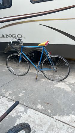 vintage schwinn 10-speed bike