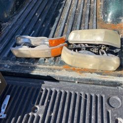 Headlights And Turn Signals  Off 2000 Chevy Silverado 