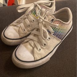 Girls Converse 