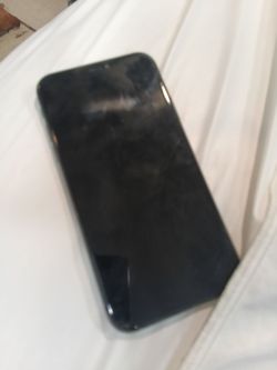 iPhone 11 - Broken