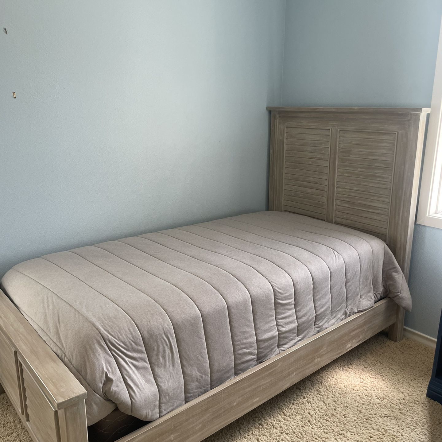 Custom Twin Bed Frame & Box Spring