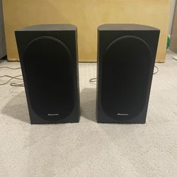 Pioneer Bookshelf Speakers Andrew Jones SP-BS22-LR