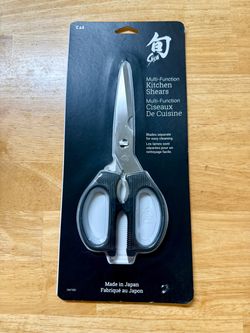 Shun Multi Purpose Kitchen Shears Heavy Duty Cooking Scissors, Durable 420J2 Stainless Steel, Detachable Blades for Easy Cleaning, Kitchen Shears