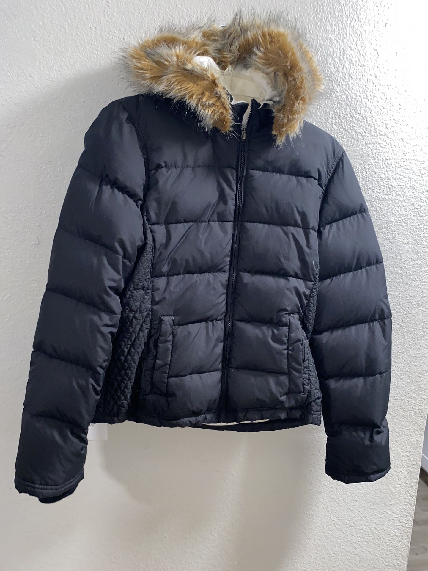 Medium Black Puffer Faux Fur Hooded Jacket