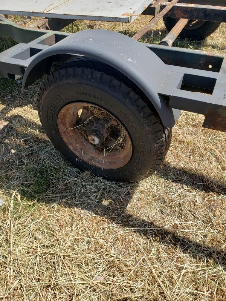 17'x9' project trailer. No time to finish it. Brand new tires and fenders. 800 OBO