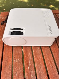ARTSEA W25 projector