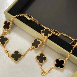 VCA Magic Alhambra 10 Motifs Black Onyx 18K Yellow Gold Necklace Box Set