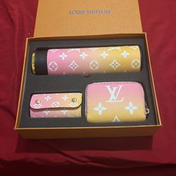Louis Vuitton  Wallet/keychain /Coffee Thermostat 
