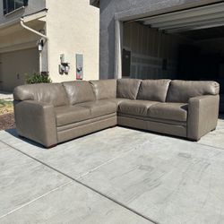 Can Deliver Macys Ennia leather sectional