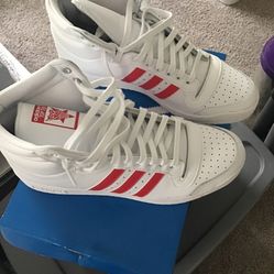 Adidas  Top Ten
