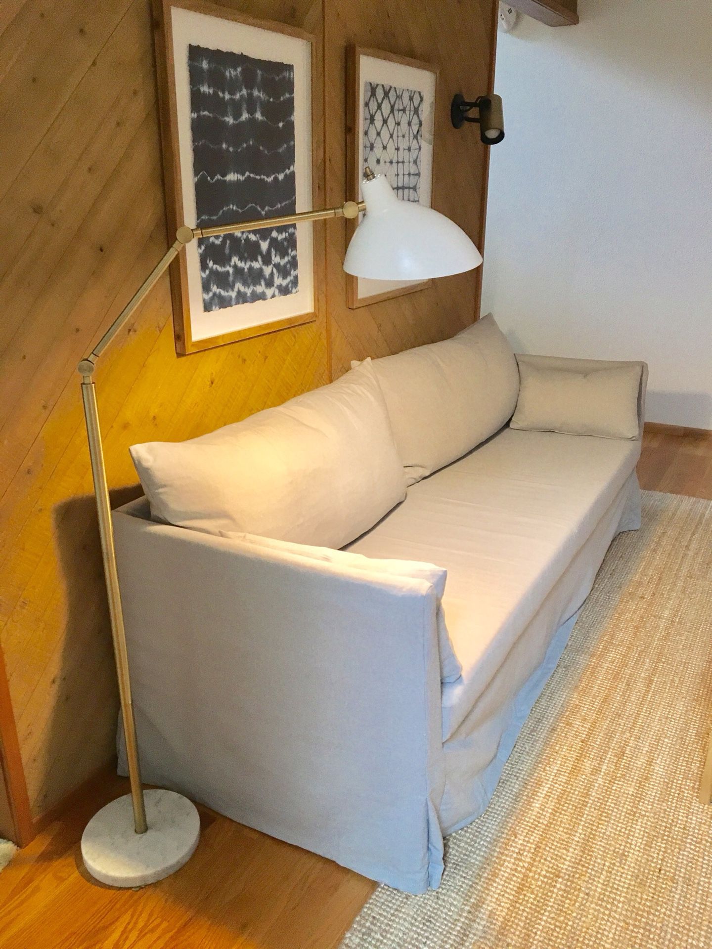 Antipoison fossil Tal højt IKEA sandbacken sofa in grey for Sale in West Linn, OR - OfferUp
