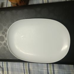 Nice White Platter Minimal Storage 