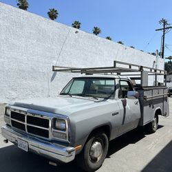 Dodge Ram D250 Work Truck 