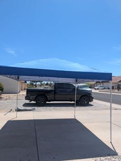 10 X 10 pop-up canopy blue top