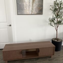 TV stand - Fluted